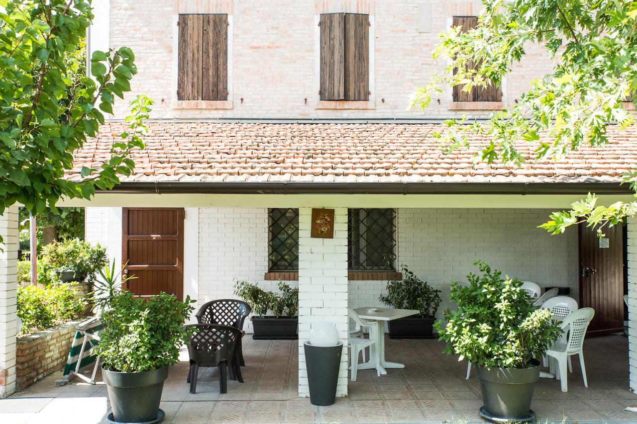 Country Resort Modena Luaran gambar